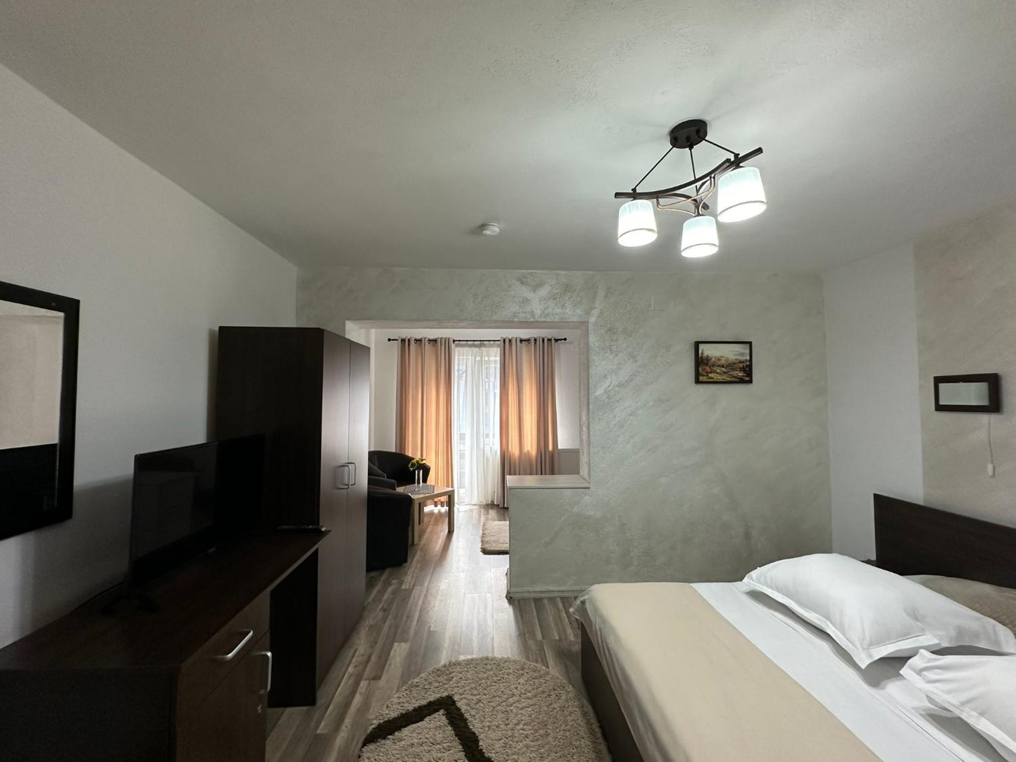 Casuta De Langa Izvor Hotel Moeciu De Sus Bagian luar foto