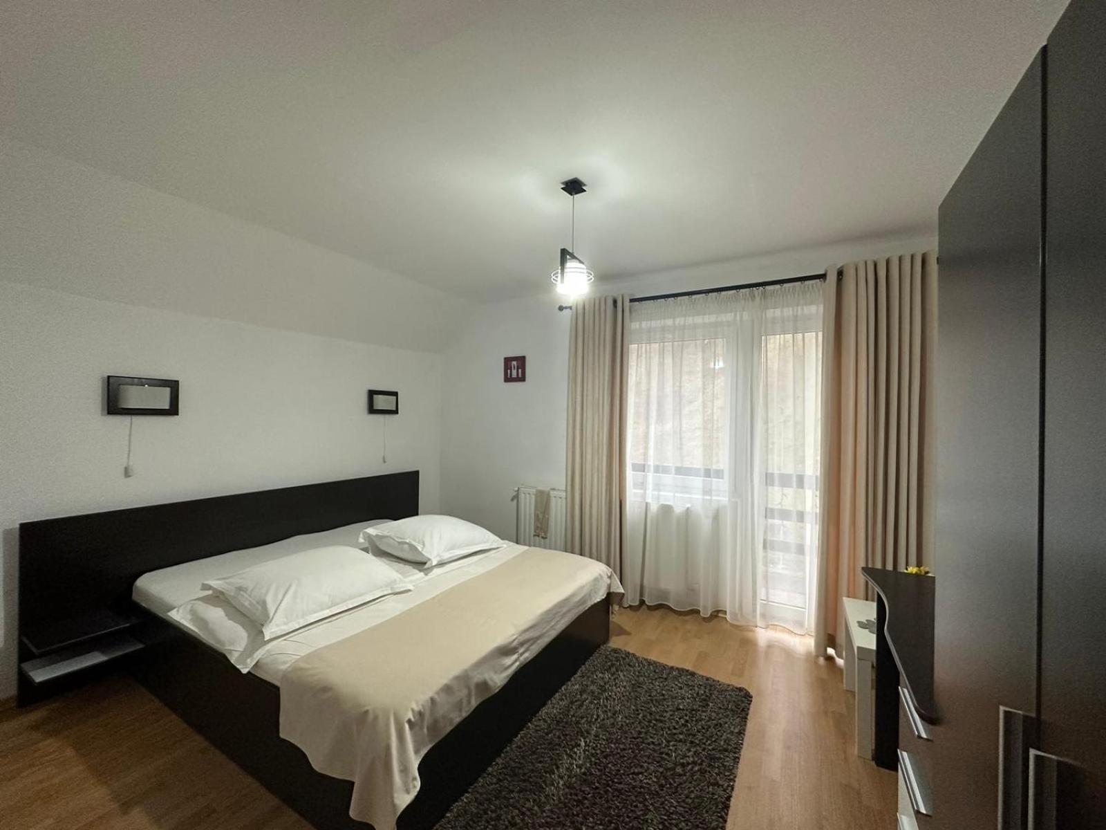 Casuta De Langa Izvor Hotel Moeciu De Sus Bagian luar foto