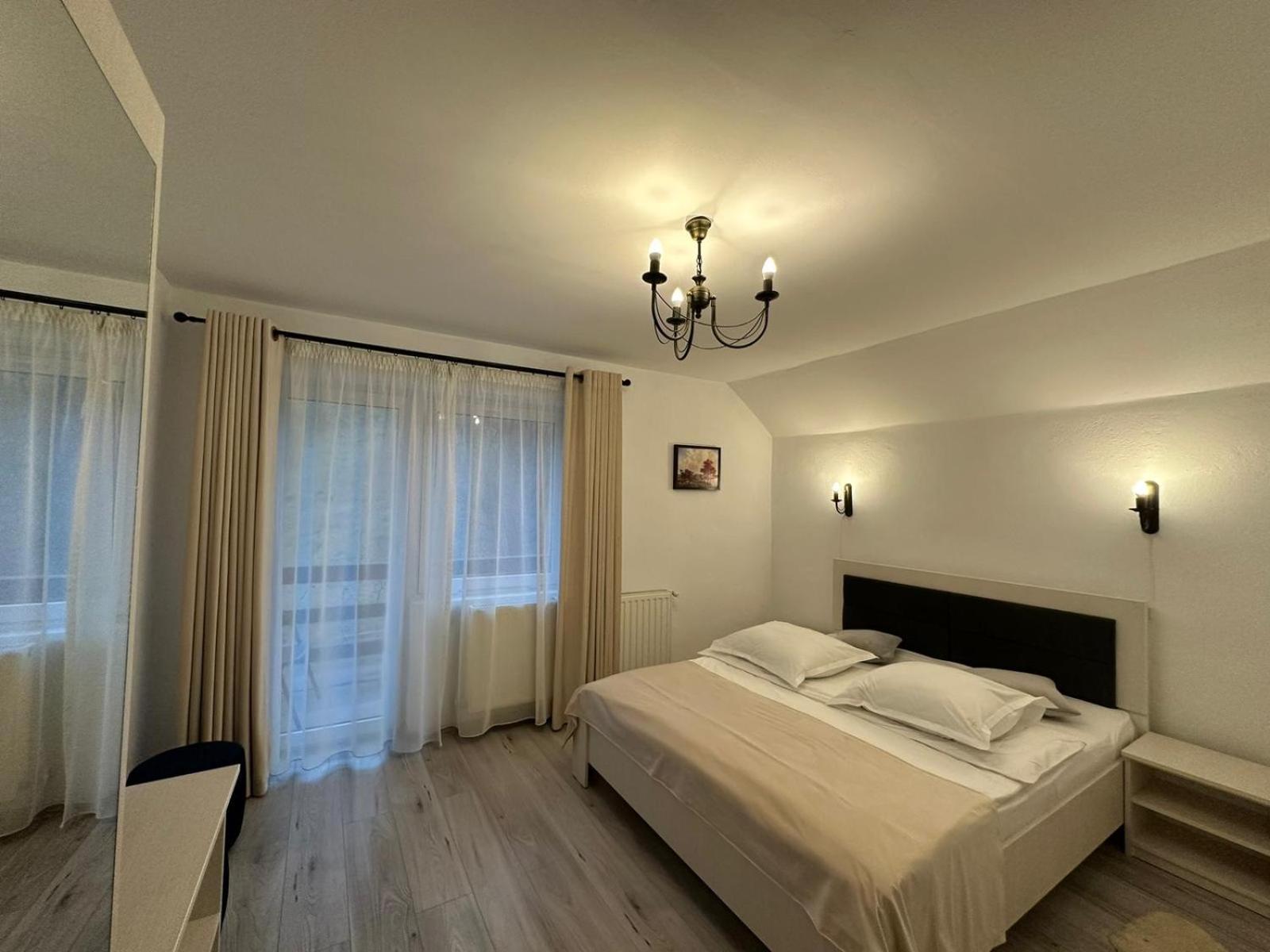 Casuta De Langa Izvor Hotel Moeciu De Sus Bagian luar foto
