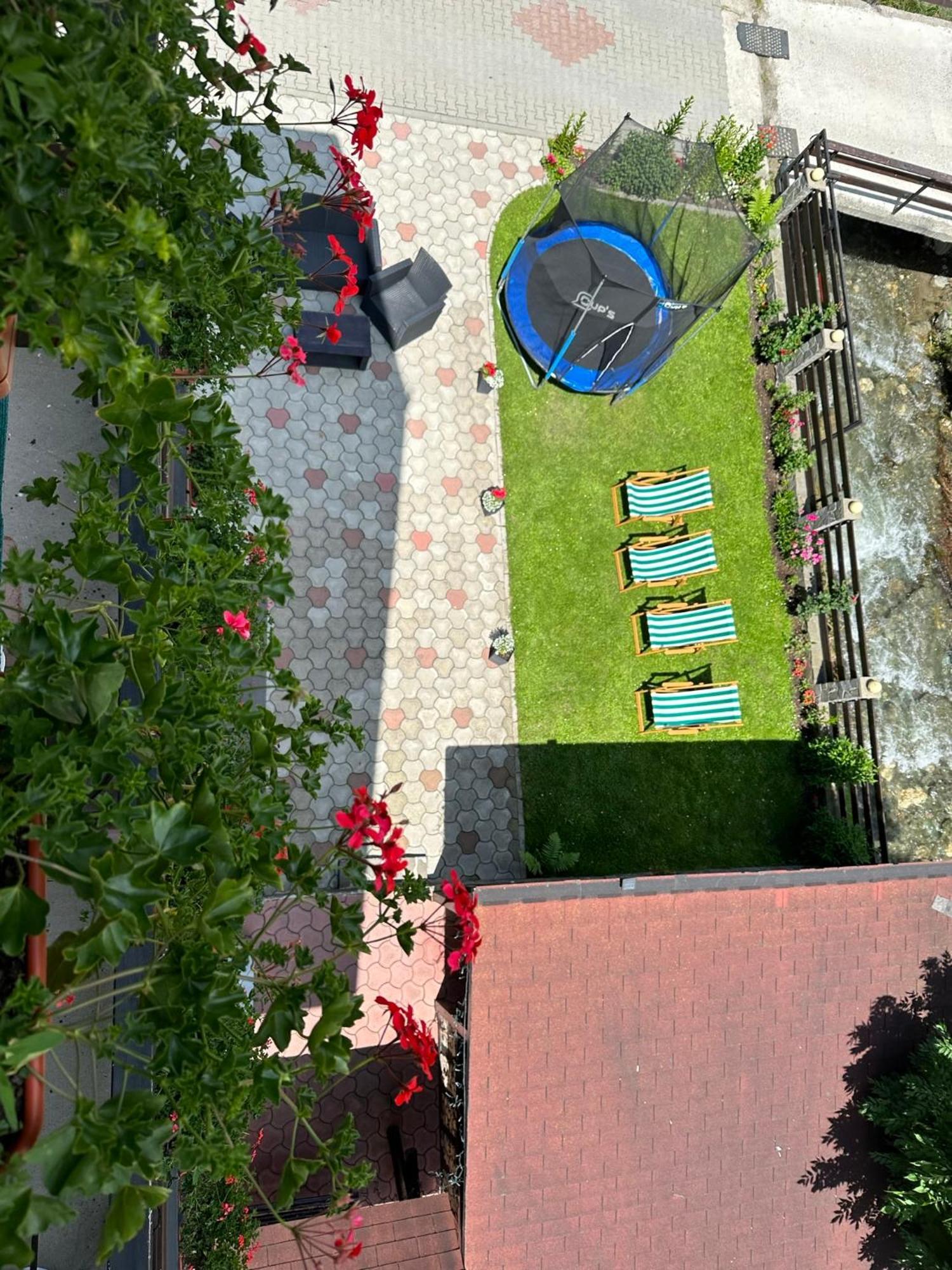 Casuta De Langa Izvor Hotel Moeciu De Sus Bagian luar foto