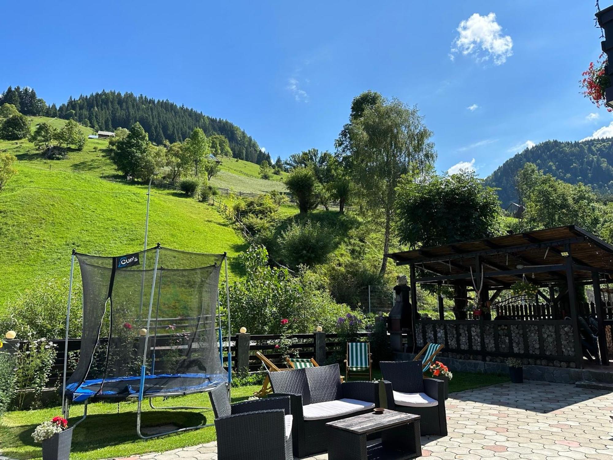 Casuta De Langa Izvor Hotel Moeciu De Sus Bagian luar foto